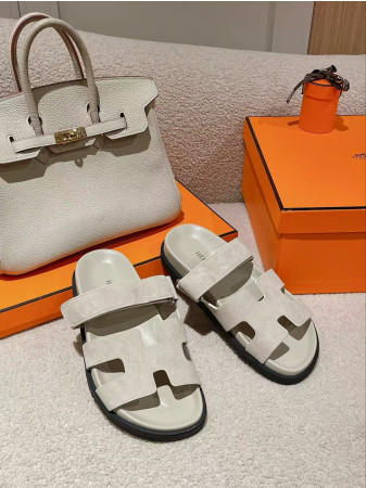 ua H**mes chypre sandal