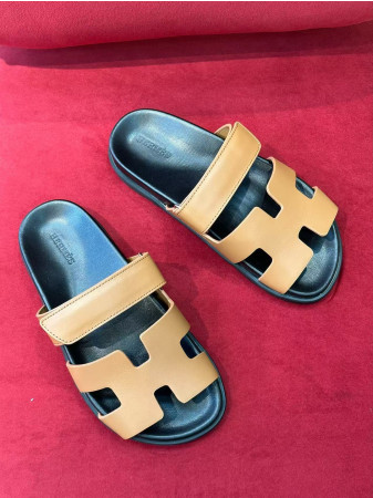 ua H**mes chypre sandal