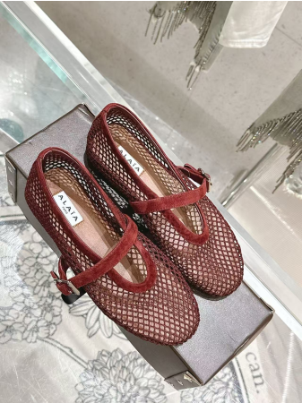 UA A1a1a BALLET FLATS IN FISHNET