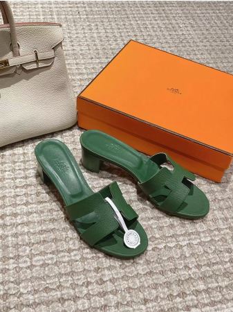 ua H**mes oasis sandal