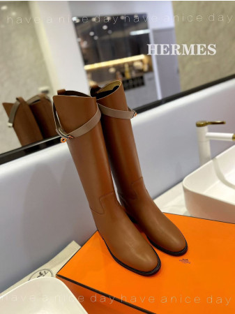 ua H**mes jumping boots