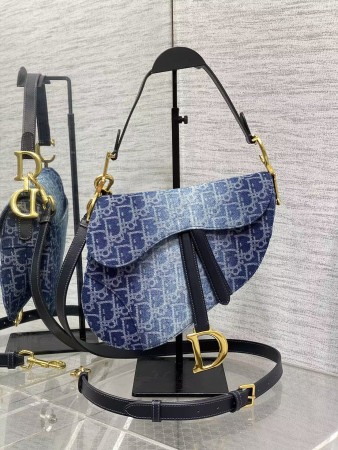 d*or saddle bag with strap blue De*1m d*or oblique jacquard 25.5 x 20 x 6.5 cm