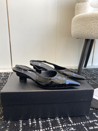 ua Ch*el slingbacks