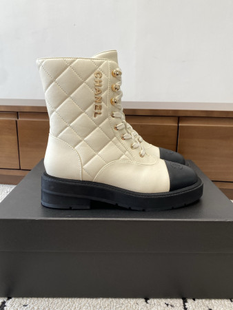 ua Ch*el boots