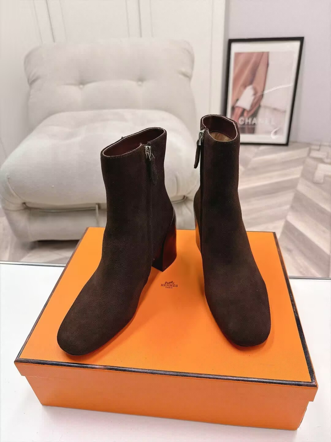 ua H**mes novita ankle boot