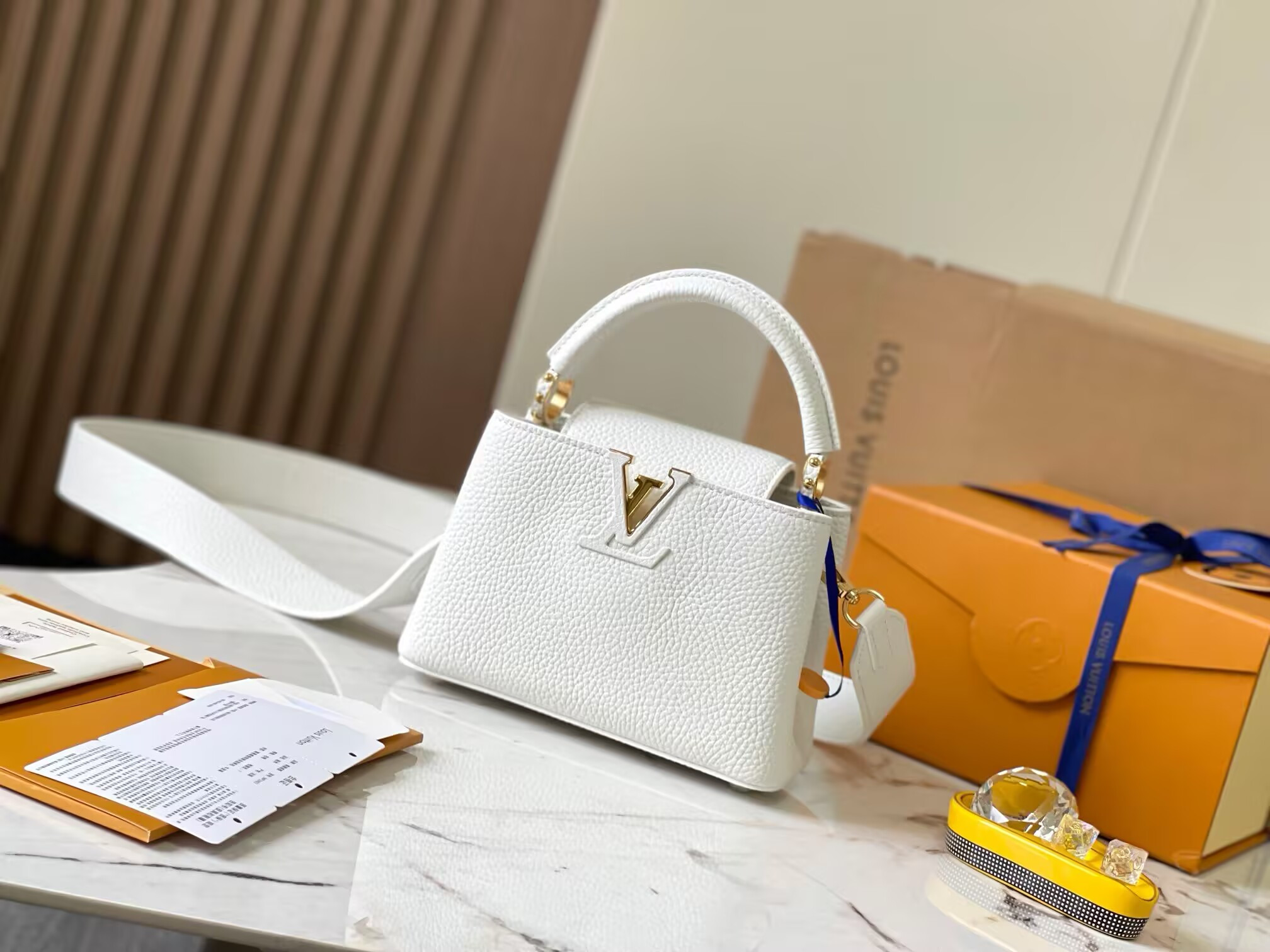LV Capucines Mini M24733 21x14x8cm