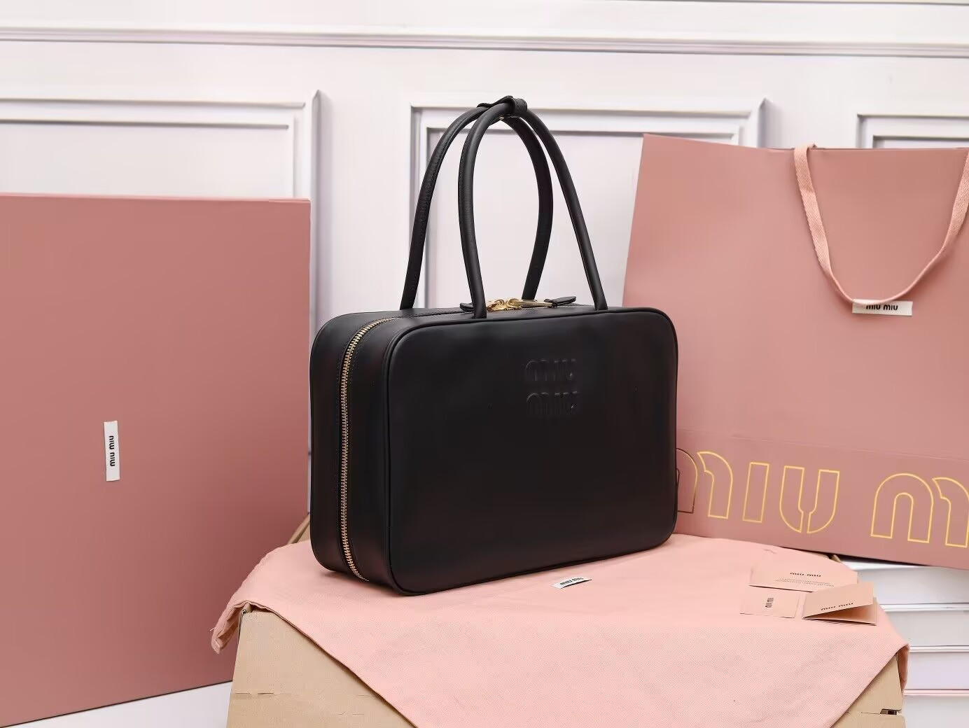 M1v M1v leather beau bag 34x23x12cm