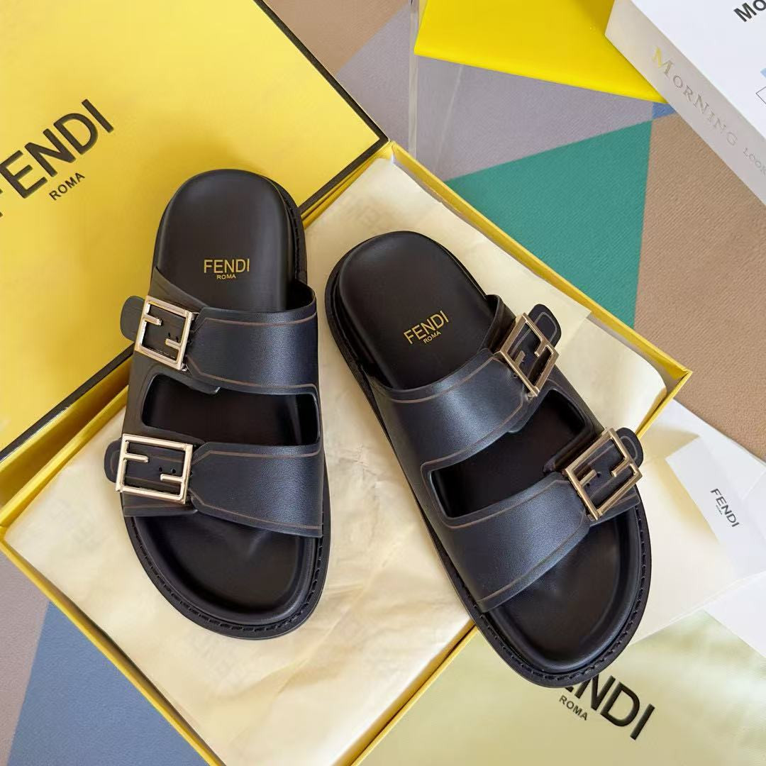 ua F**di feel black leather slides