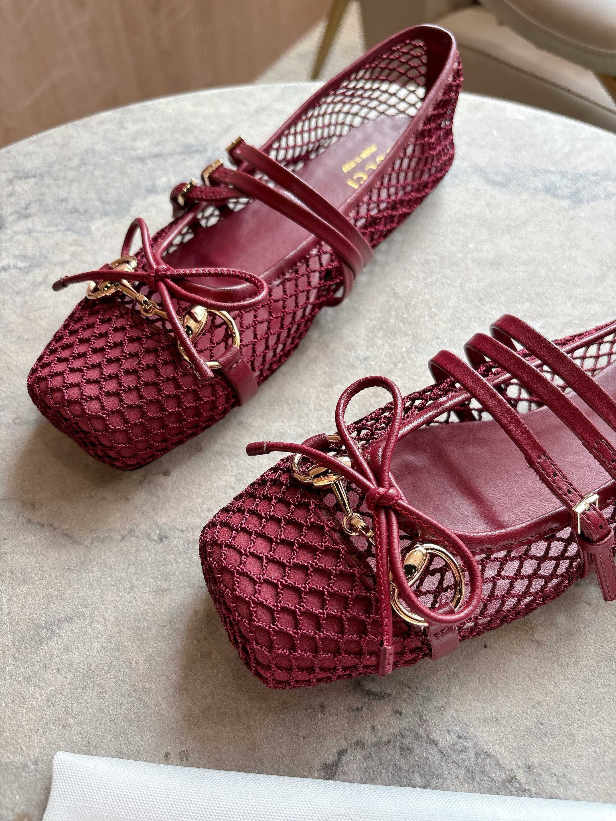 ua G*u*i horsebit ballerina flat
