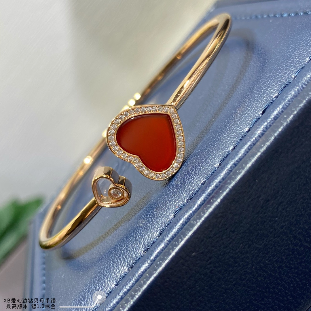 Ch0pard heart-shaped edge di*m*nd mother-of-pearl bracelet