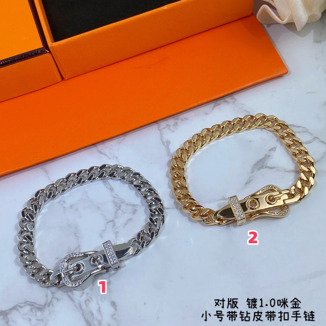 H**mes small di*m*nd-encrusted belt bracelet
