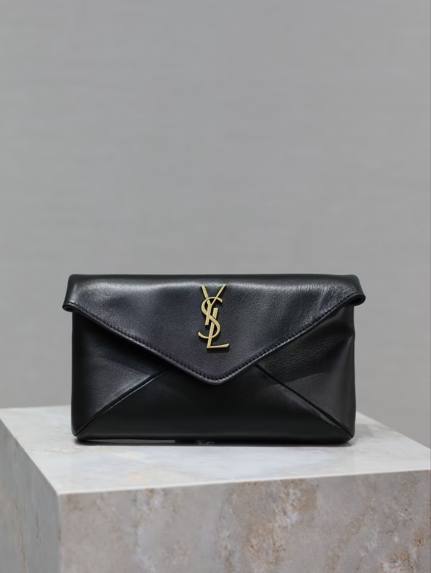 Y*L cassandre small envelope pouch in lambskin 21x14x3cm