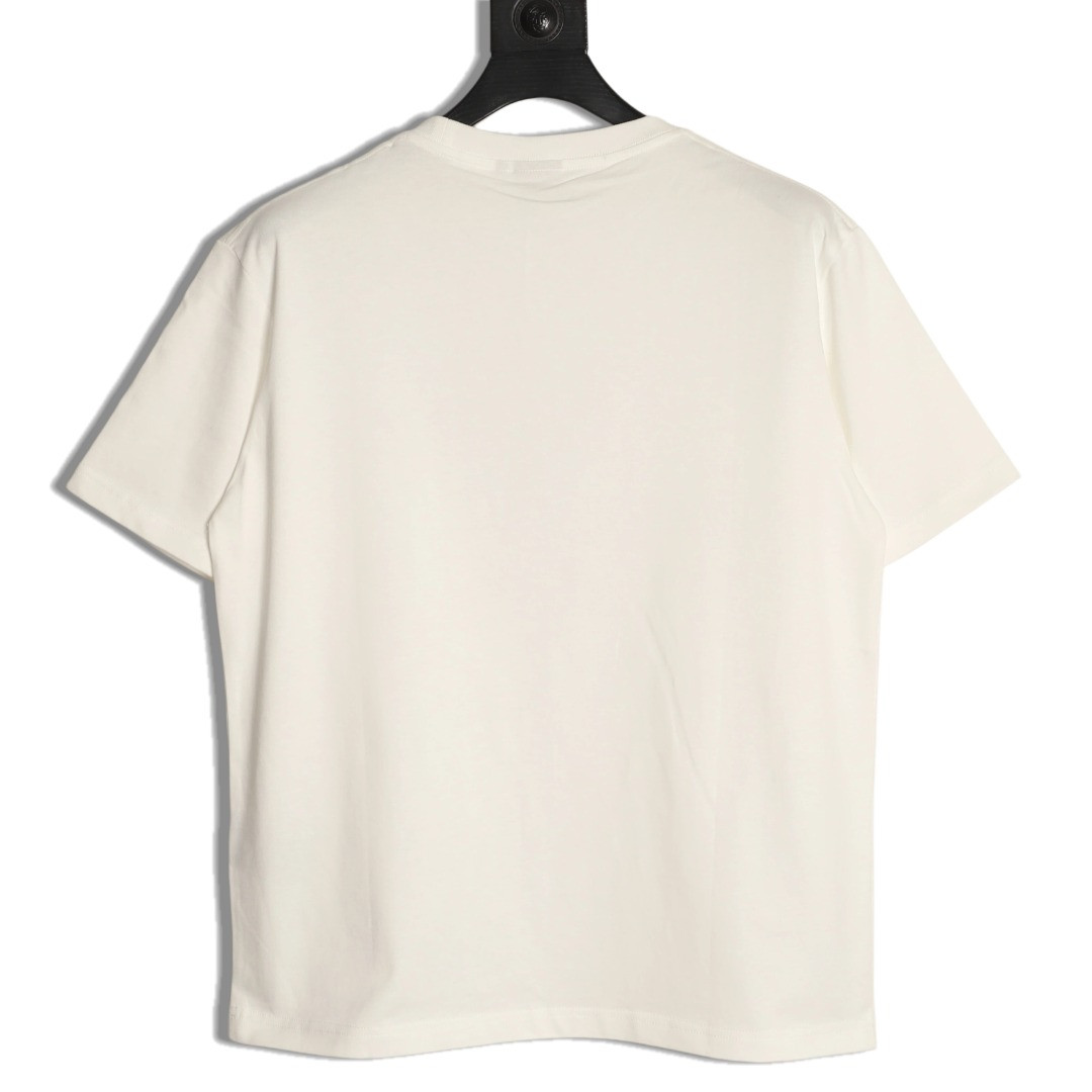 D*or short-sleeved t-shirt