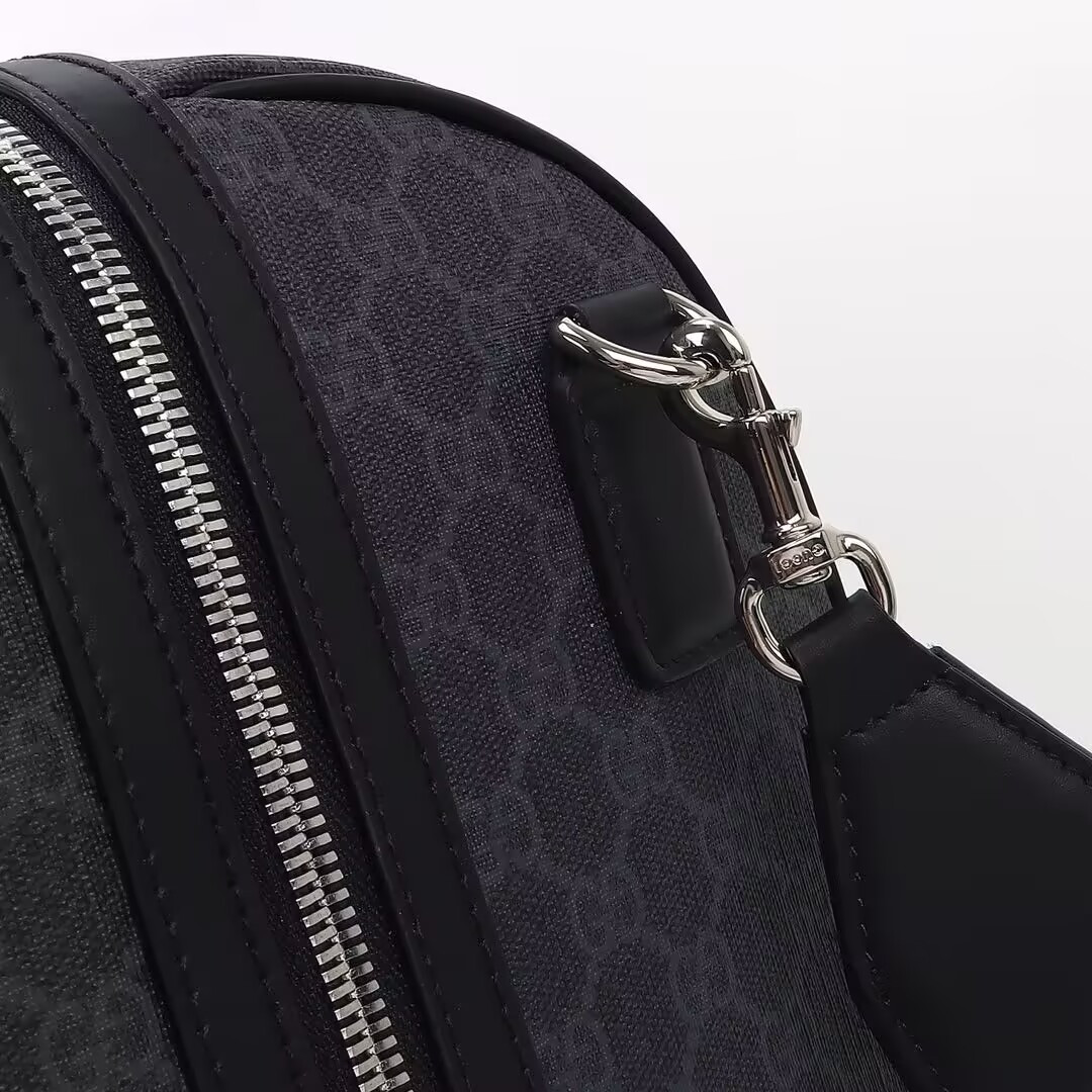 G*u*i gg black large duffle bag 52x33x28cm