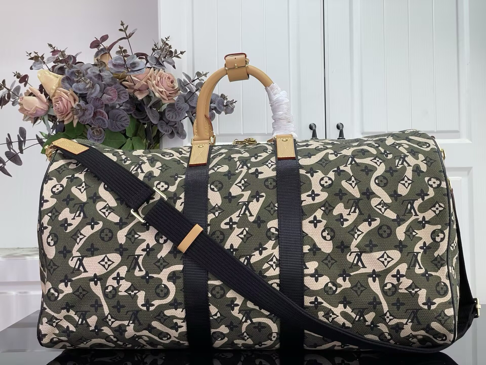 LV x TM Keepall Bandoulière 55 M95774 55x31x26cm
