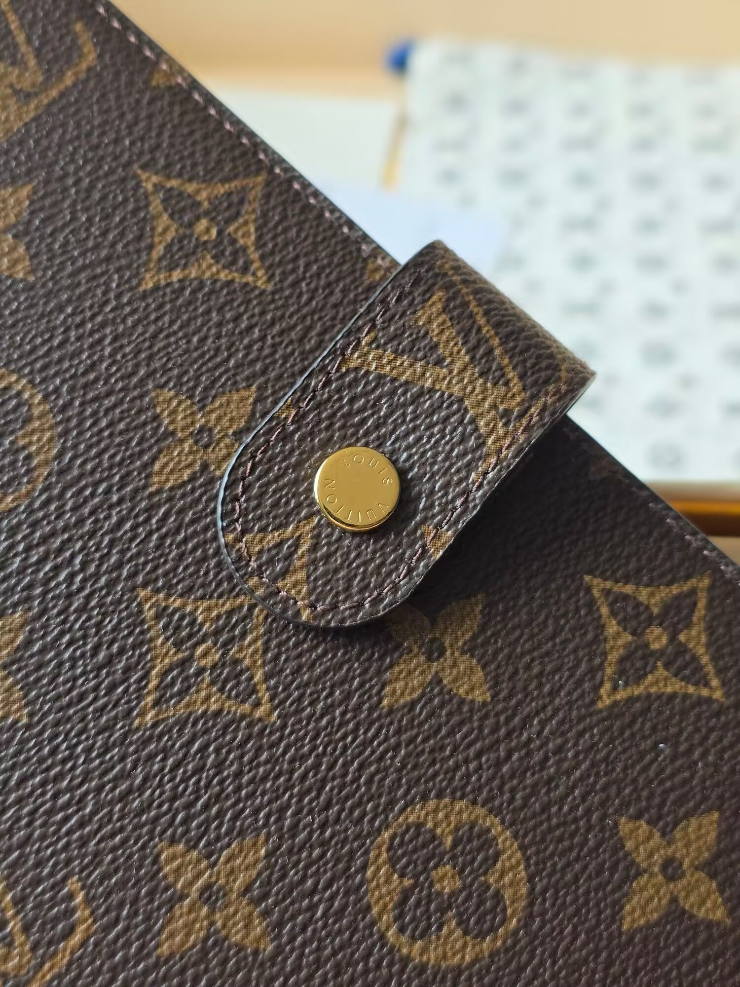 LV Large Ring Agenda Cover R20106 18.5x23x3cm