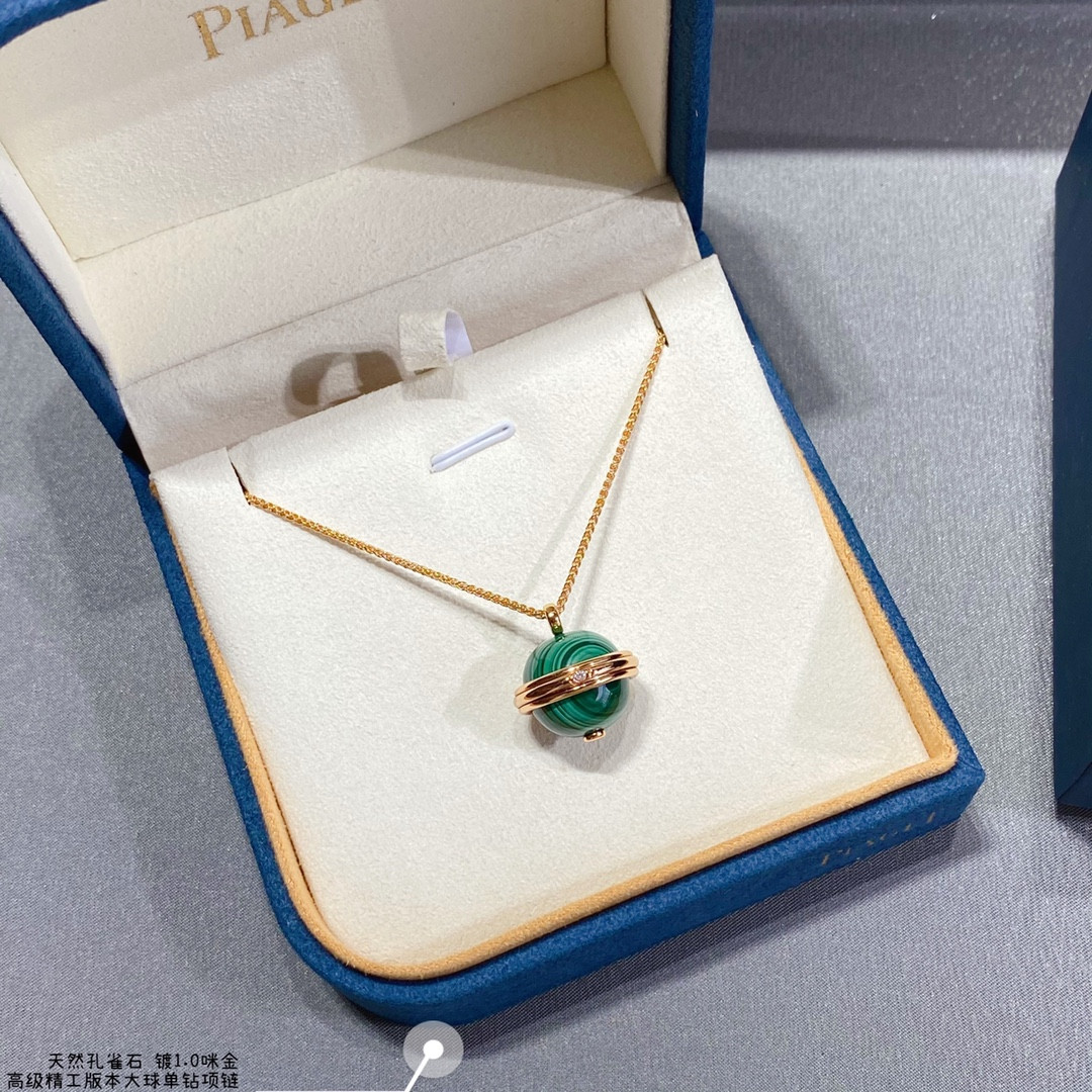 P1aget single di*m*nd natural malachite large ball necklace