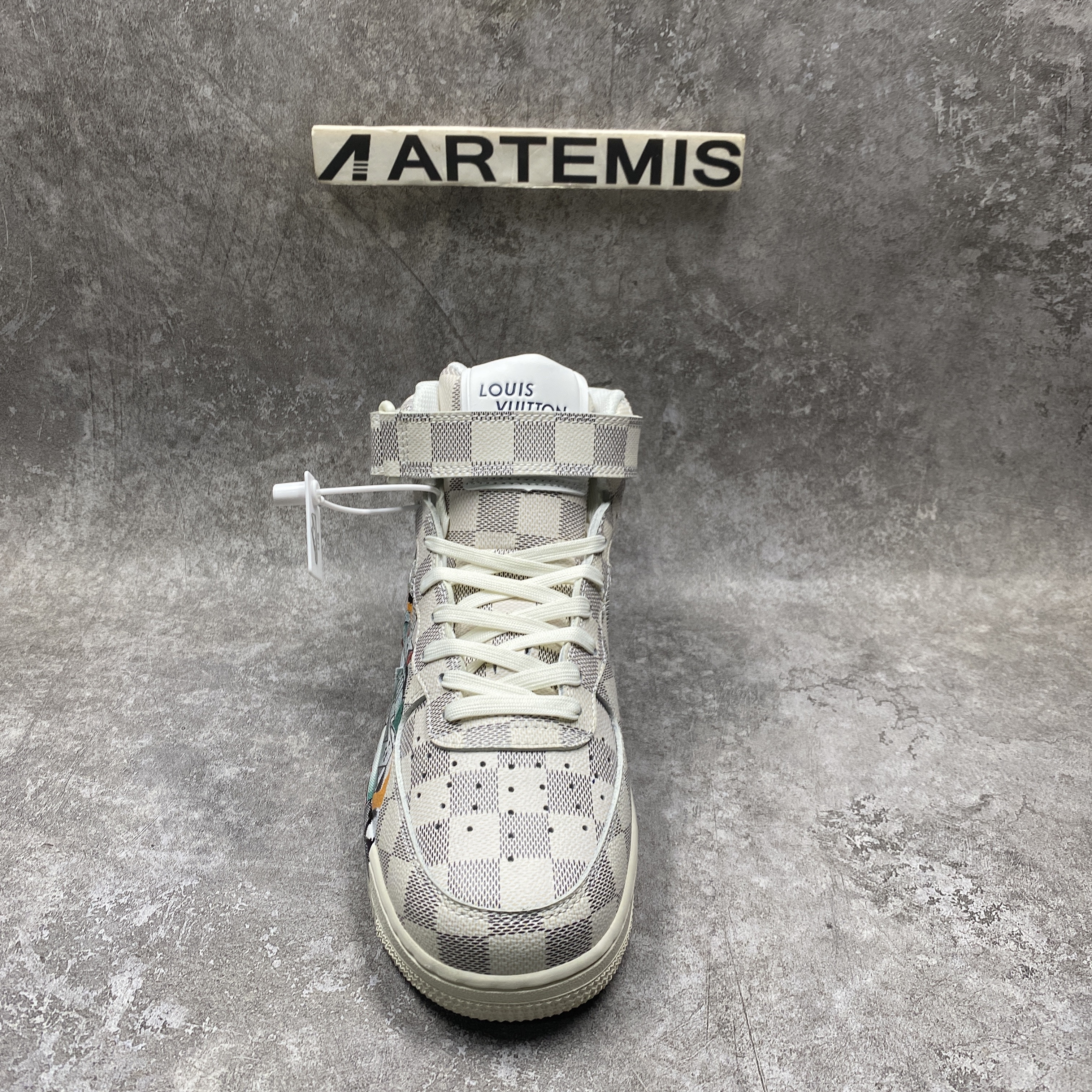 1v x nike air force 1 mid by virgil abloh Gr*ffiti
