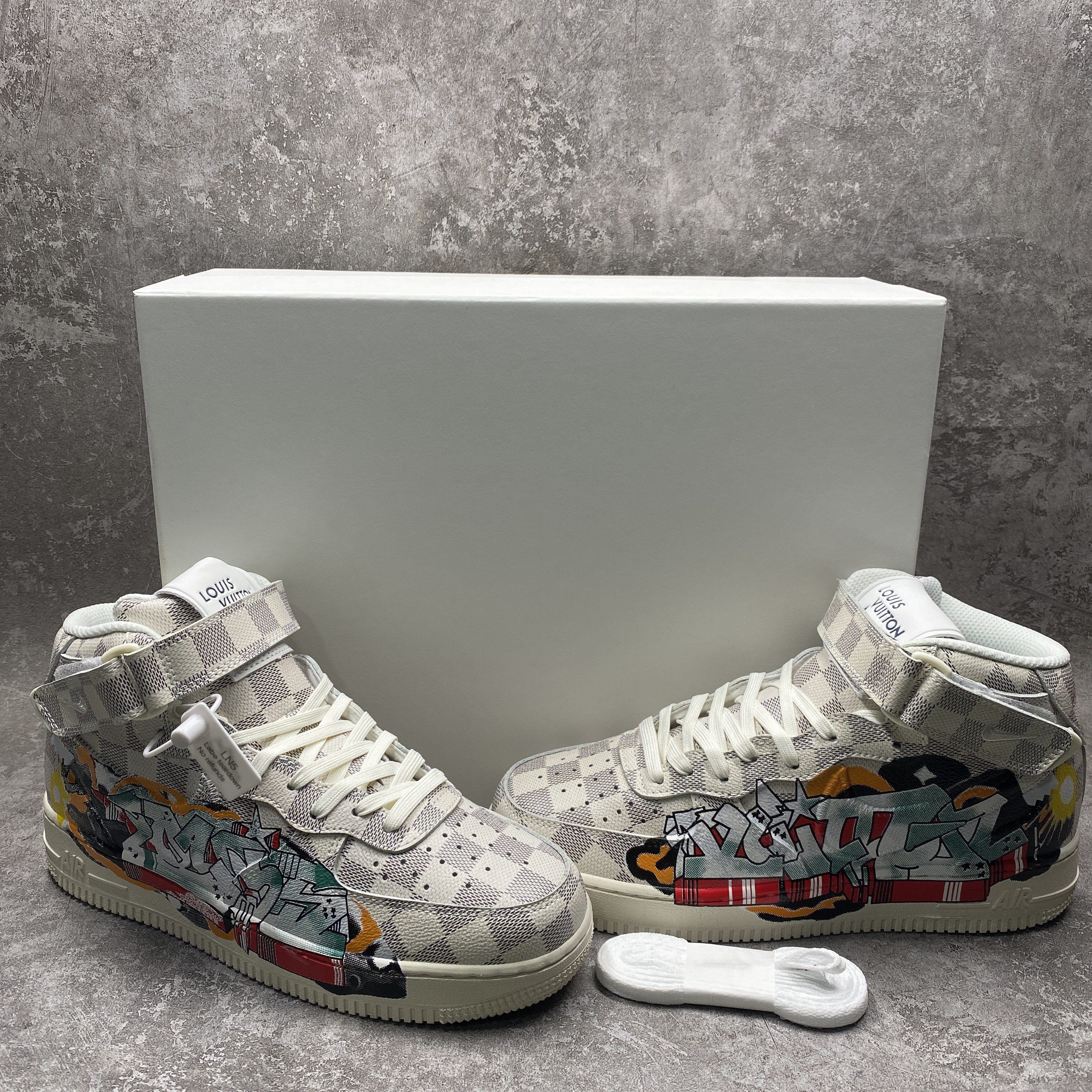 1v x nike air force 1 mid by virgil abloh Gr*ffiti