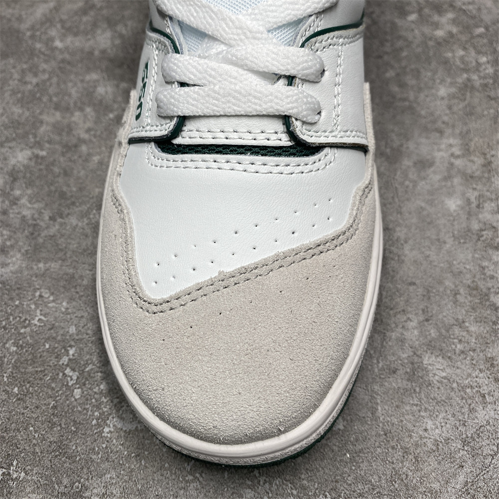 new Ba1an*e 550 white green