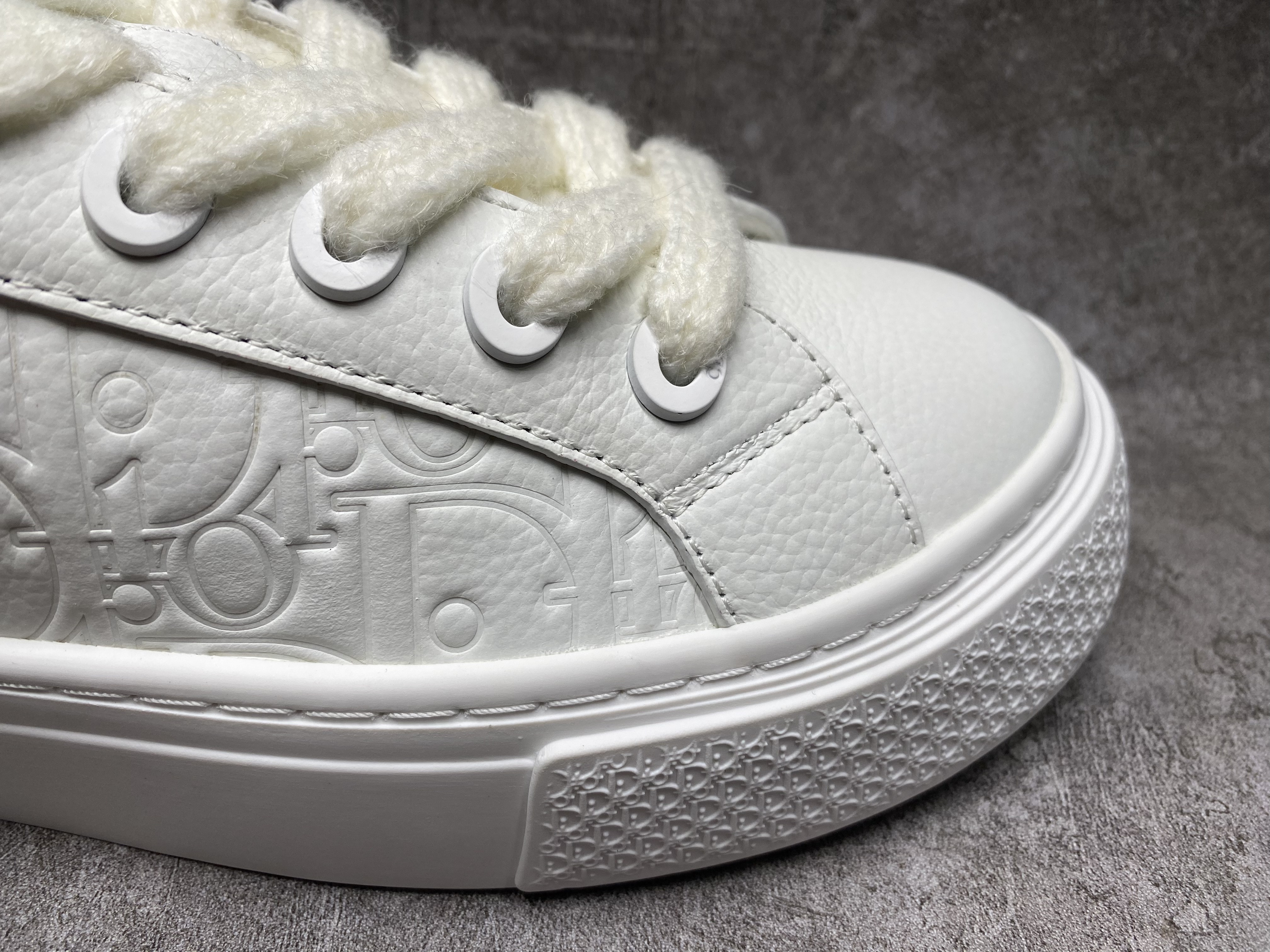ua D*or b33 sneaker