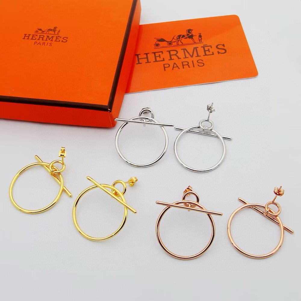 H**mes loop earrings