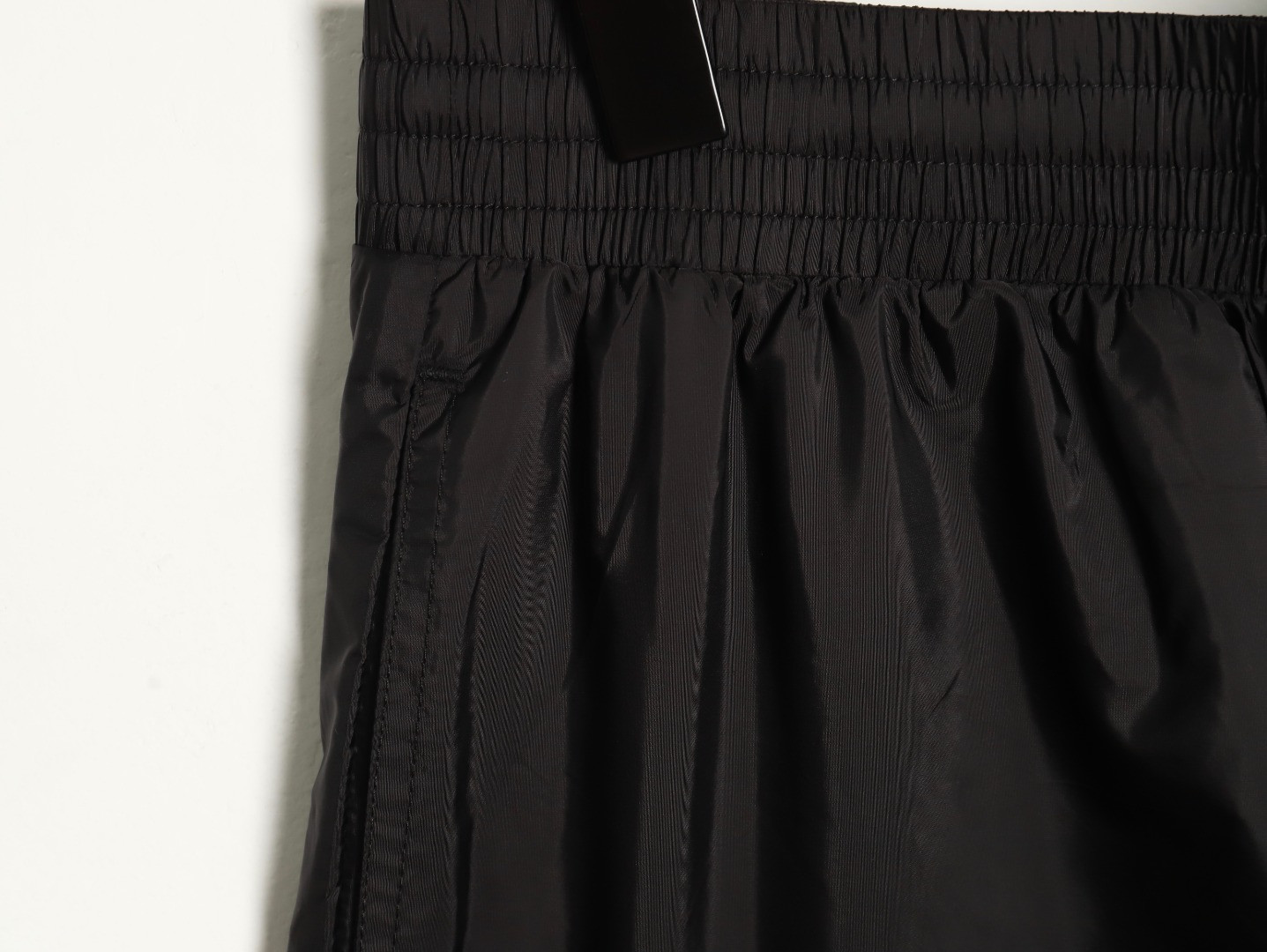 M0nc1er shorts
