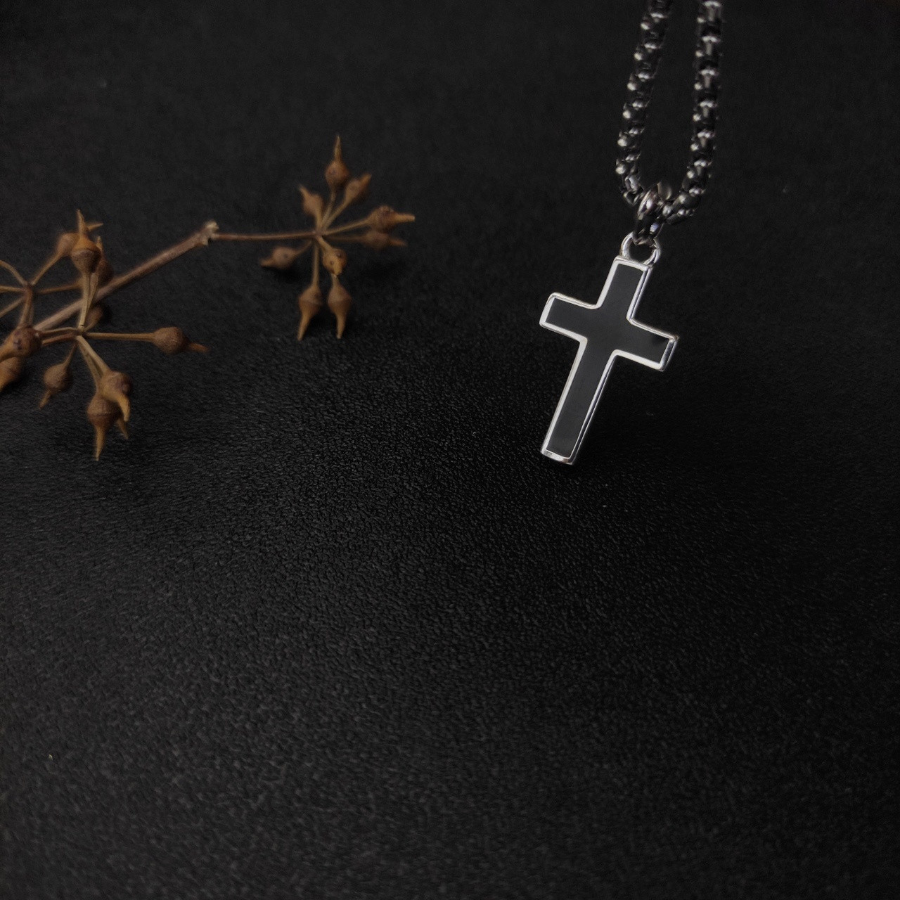 dau1d Yvrm*n black cross necklace(chain length 50+5cm delay chain chain thickness 3mm)