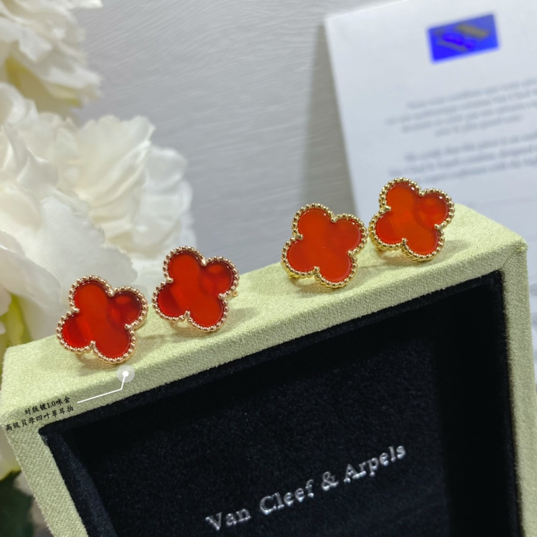 v*n cl*f & arpels preM1vm fritillaria four-leaf clover earrings 1.5cm