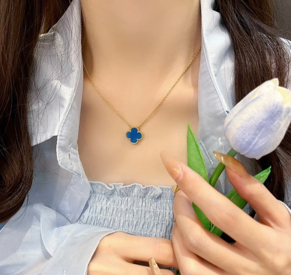 V*N CL*F & arpels medium four-leaf clover necklace diameter approx 1.5cm,chain length approx 40+5cm