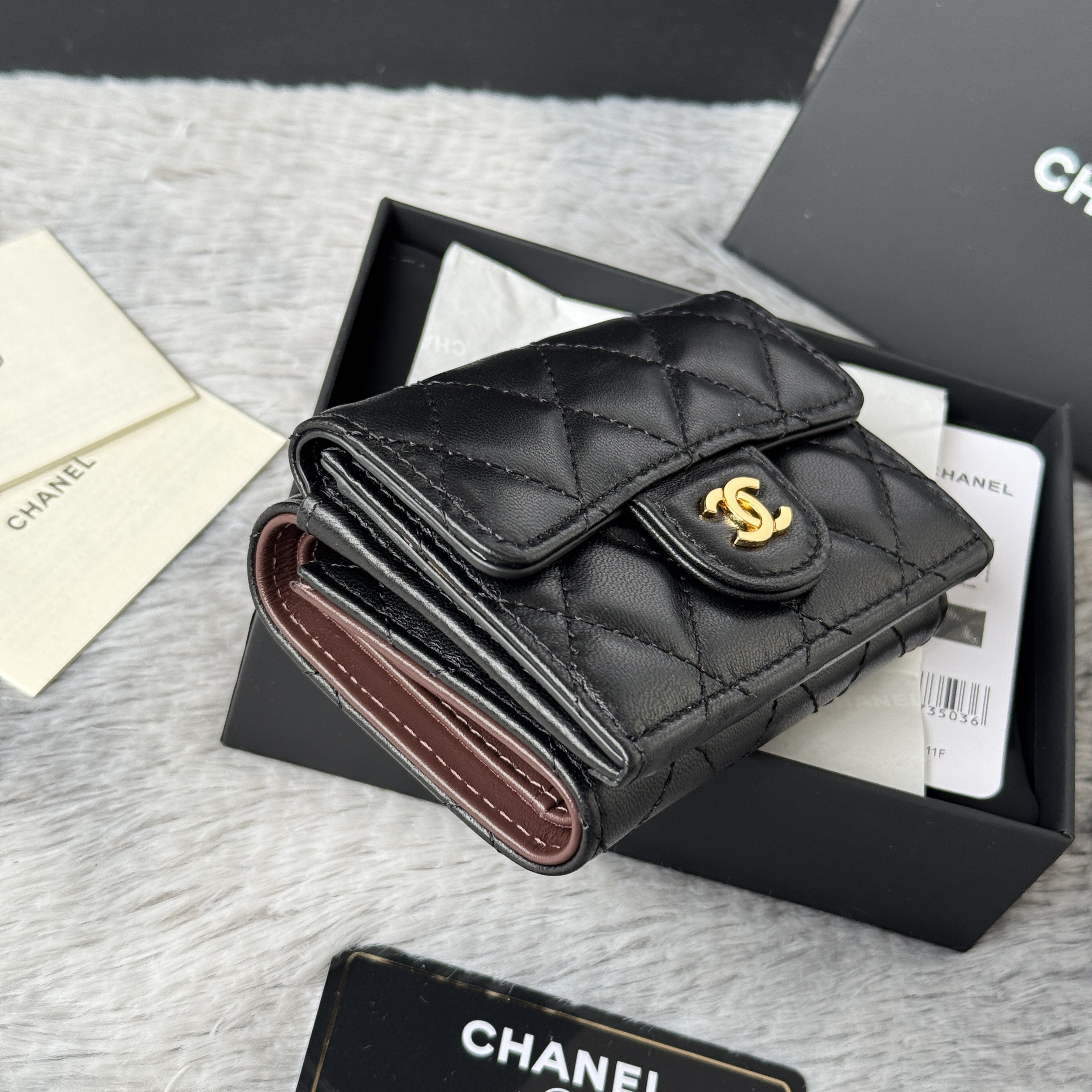 Ch*el card holder 10.5x7.5x3cm