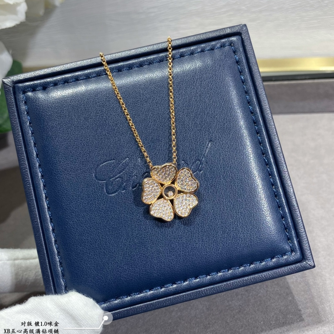 Ch0pard five he**ts full di*m*nd necklace