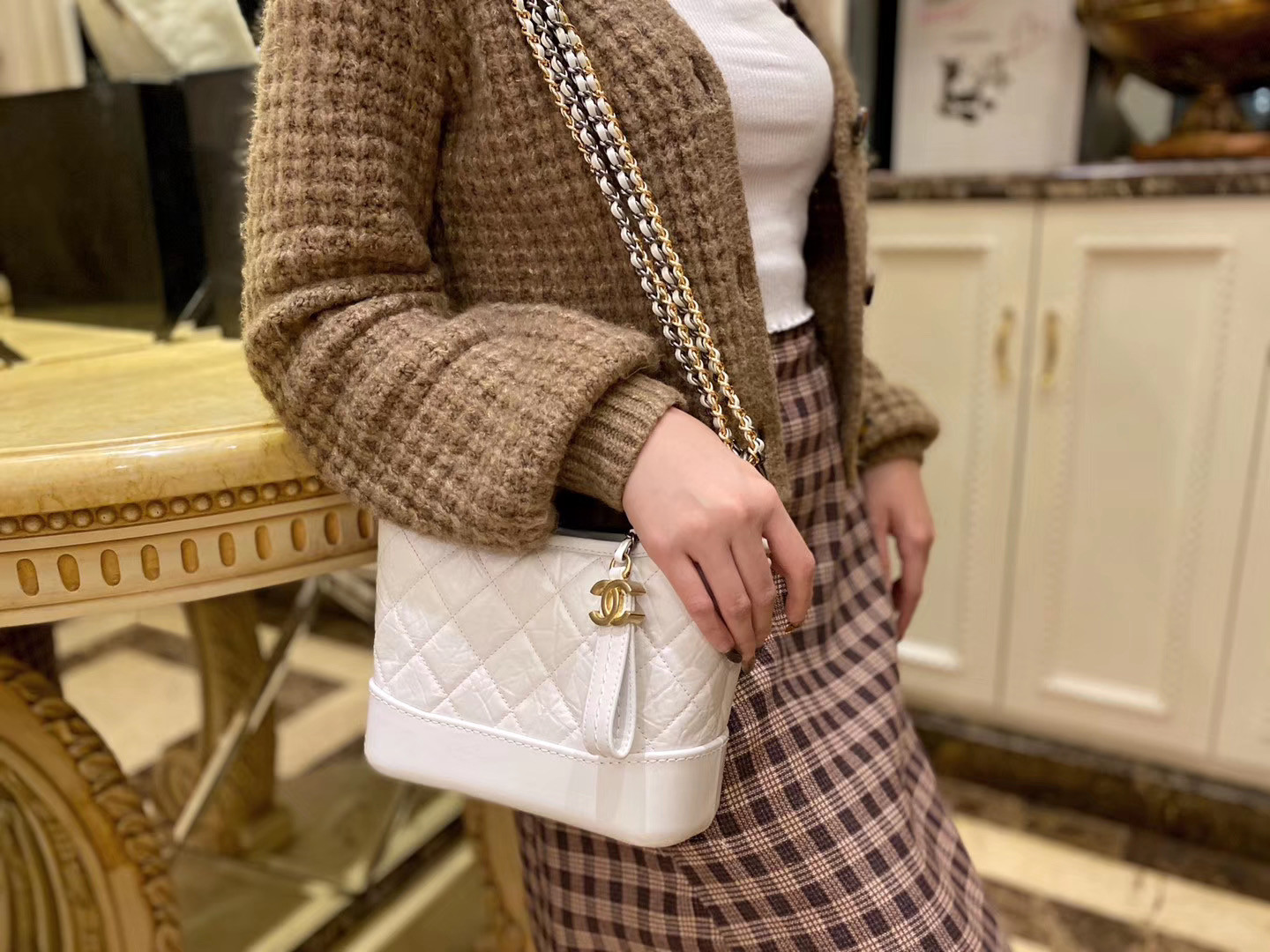 Ch*el gabrielle small size 20cm
