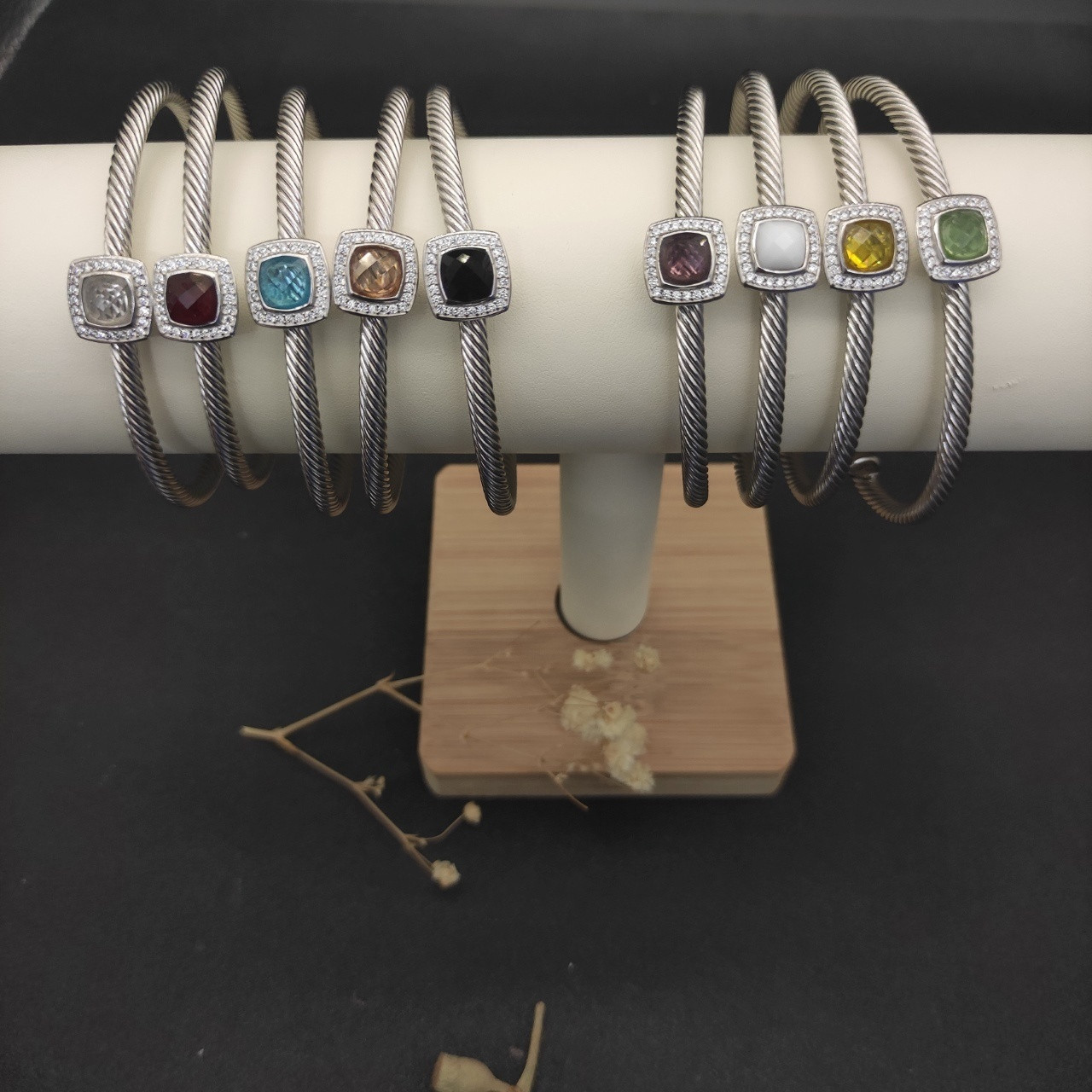 dau1d Yvrm*n 4mm square di*m*nd bracelet (wrist circumference 15-20cm)