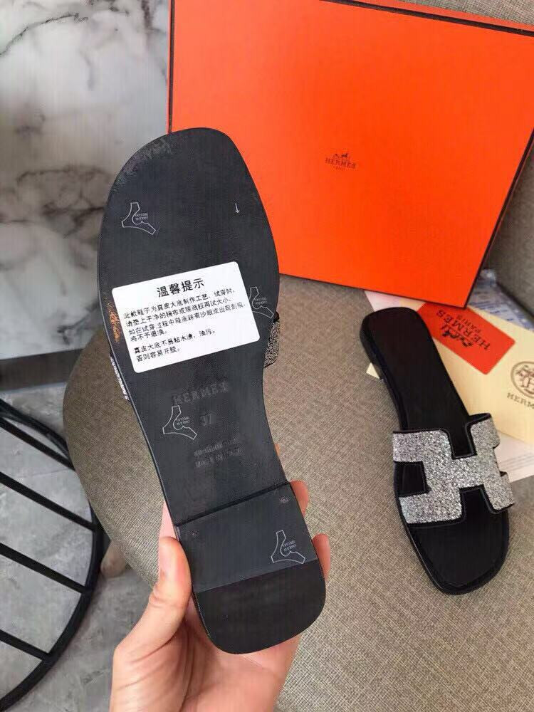 ua H**mes oran sandal