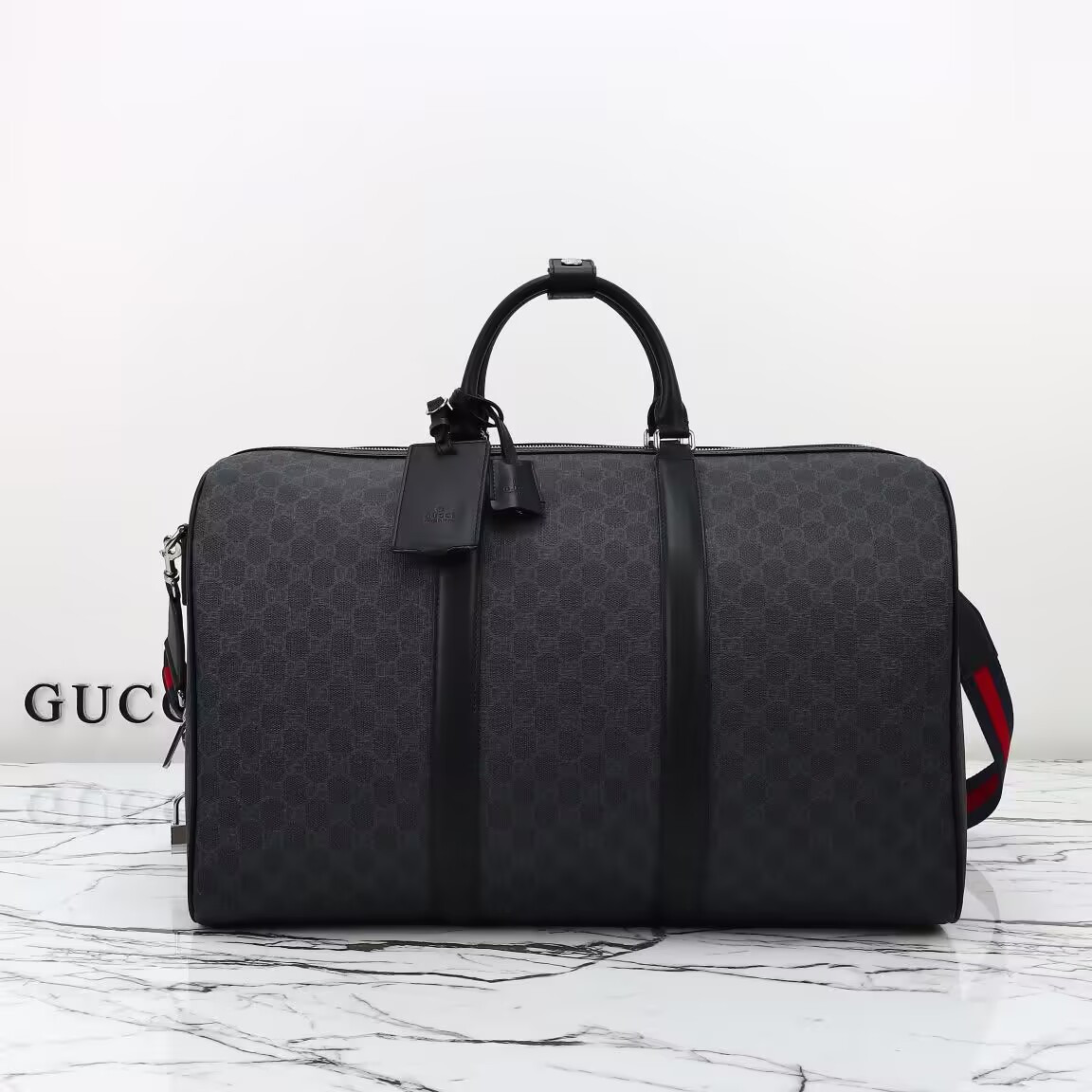 G*u*i gg black large duffle bag 52x33x28cm