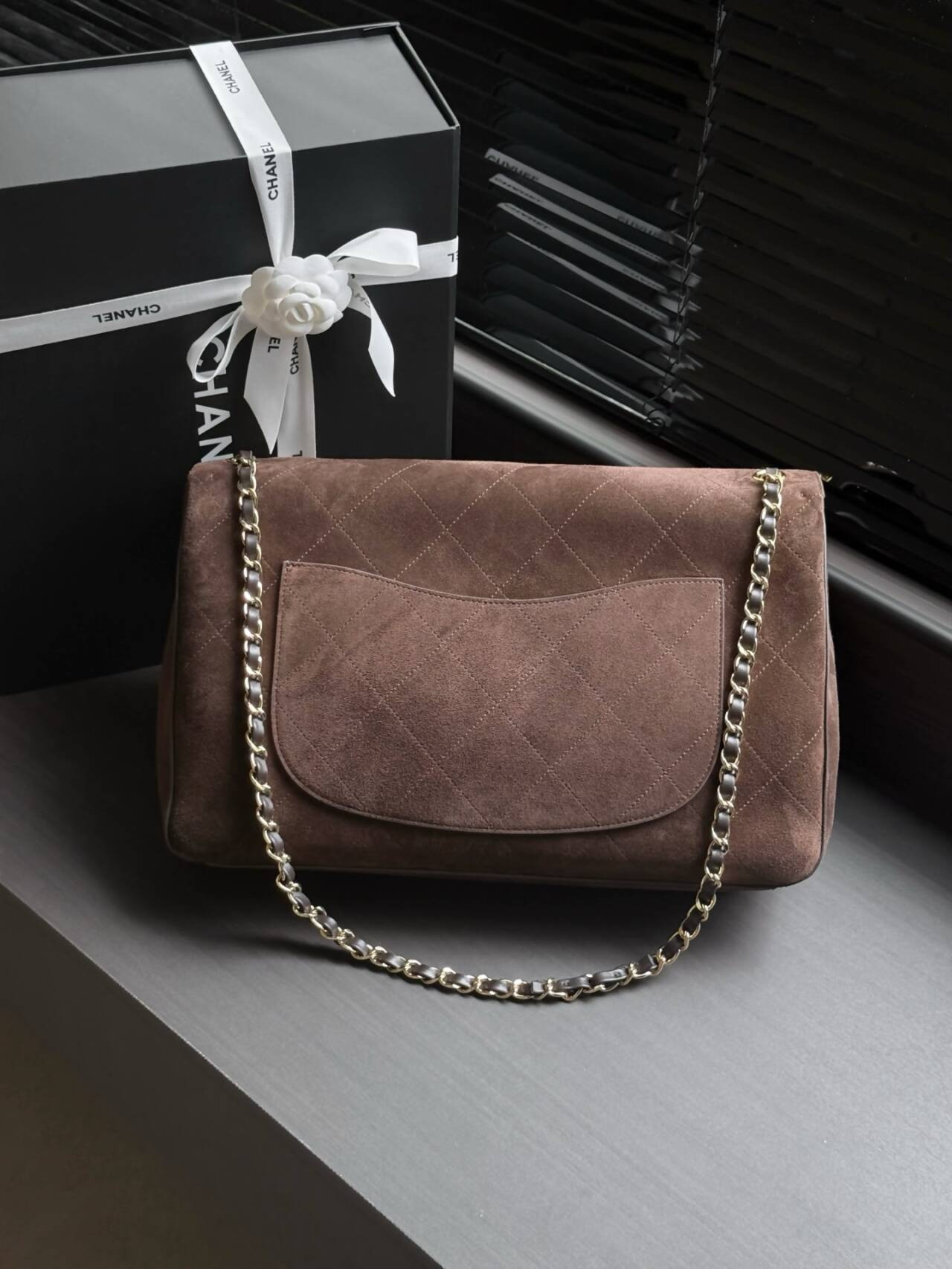 Ch*el flap bag brown as6234 38.5x26x11cm