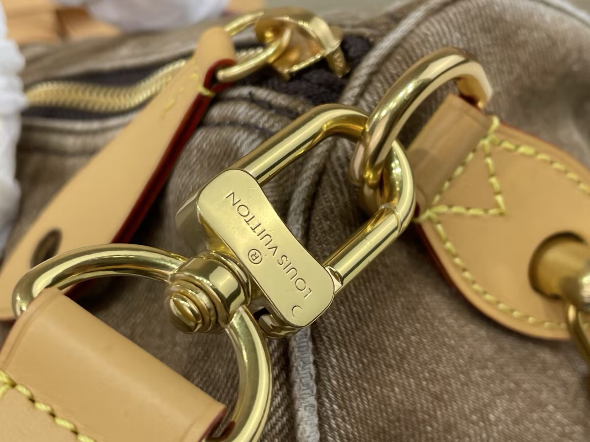 LV Speedy 30 Bandoulière M29170 34x22x19cm
