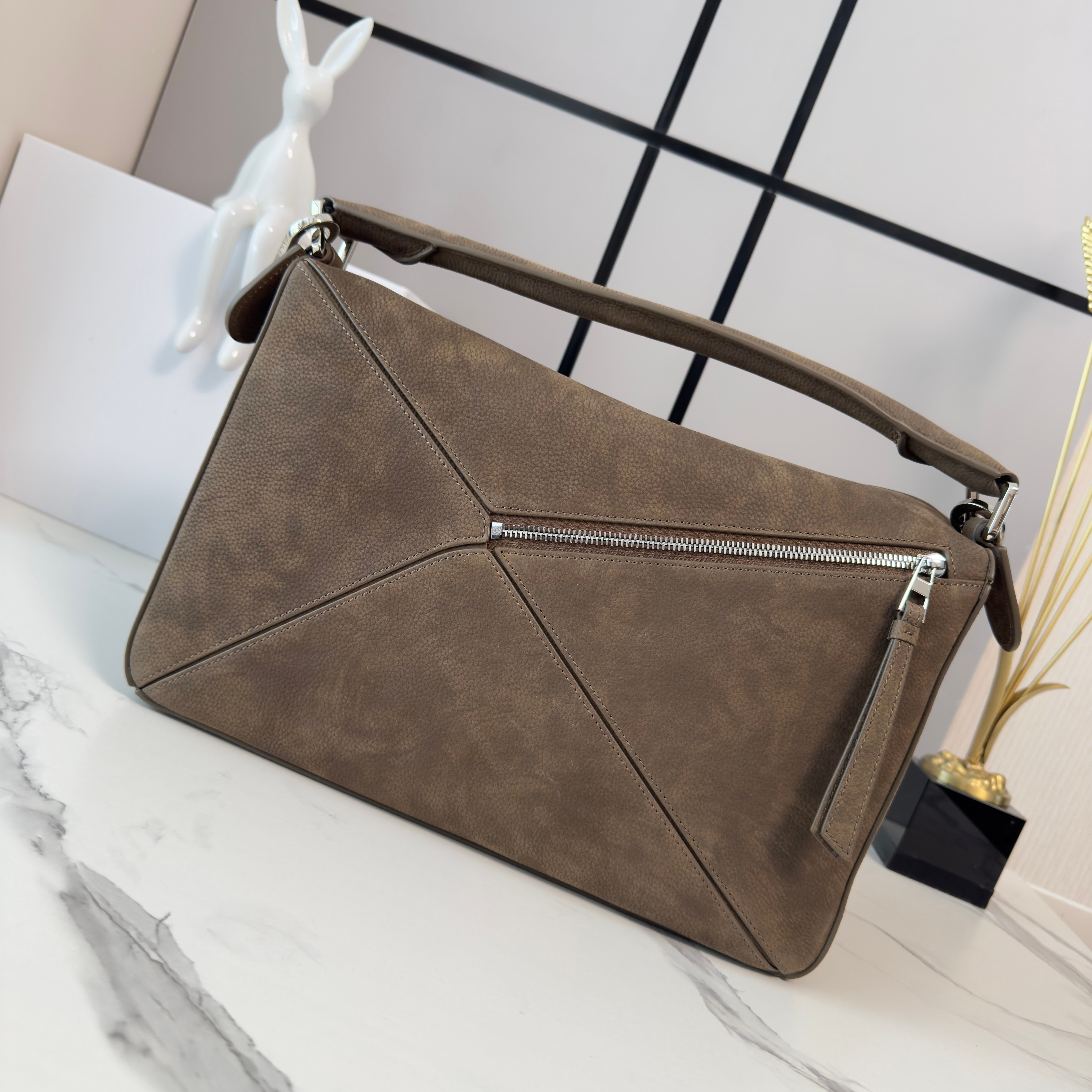L0ew* featherlight puzzle bag in grained nubuck 33x21.5x14.7cm