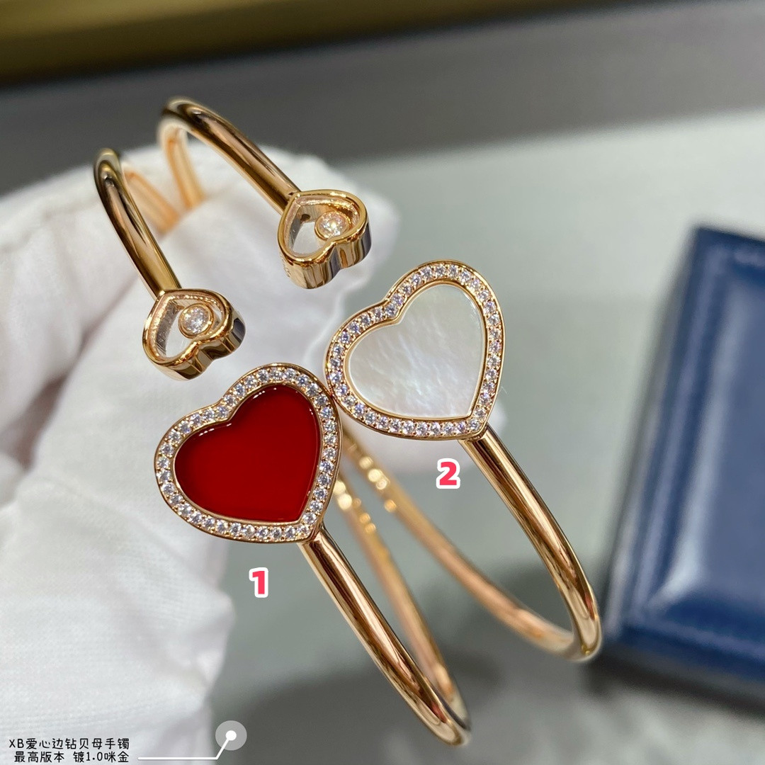 Ch0pard heart-shaped edge di*m*nd mother-of-pearl bracelet