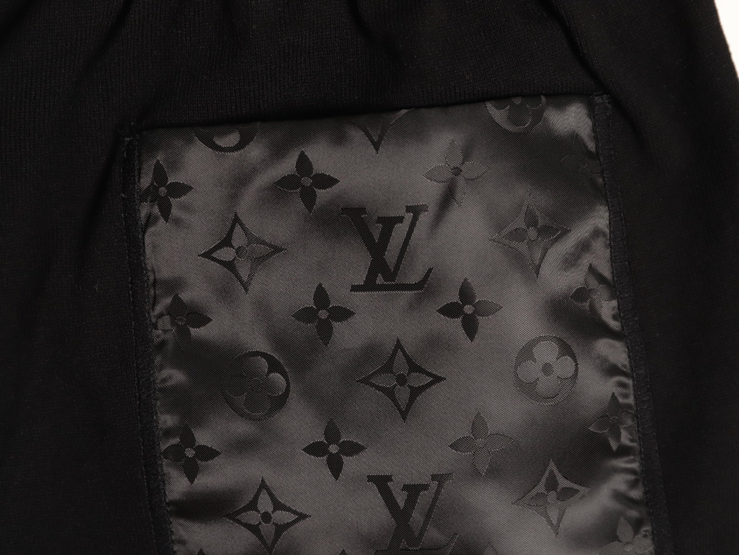 l0*is V*t0n lv knitting shorts suit