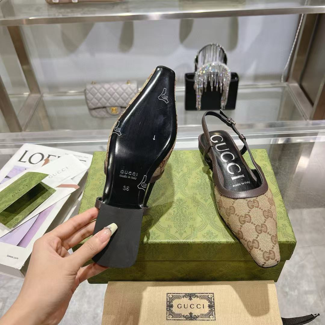 ua G*u*i demi slingback flat