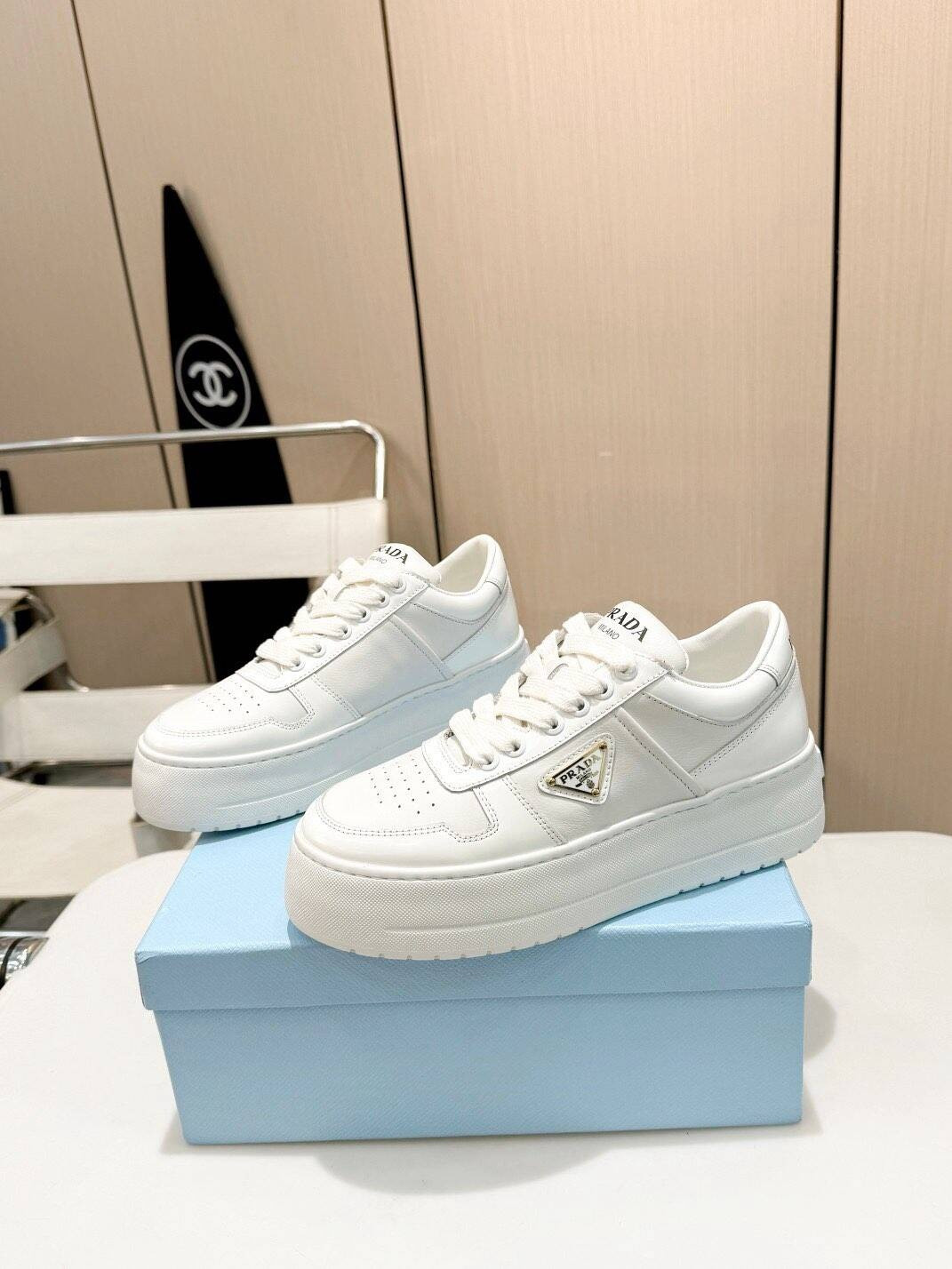 ua Pra*a downtown bold sneaker