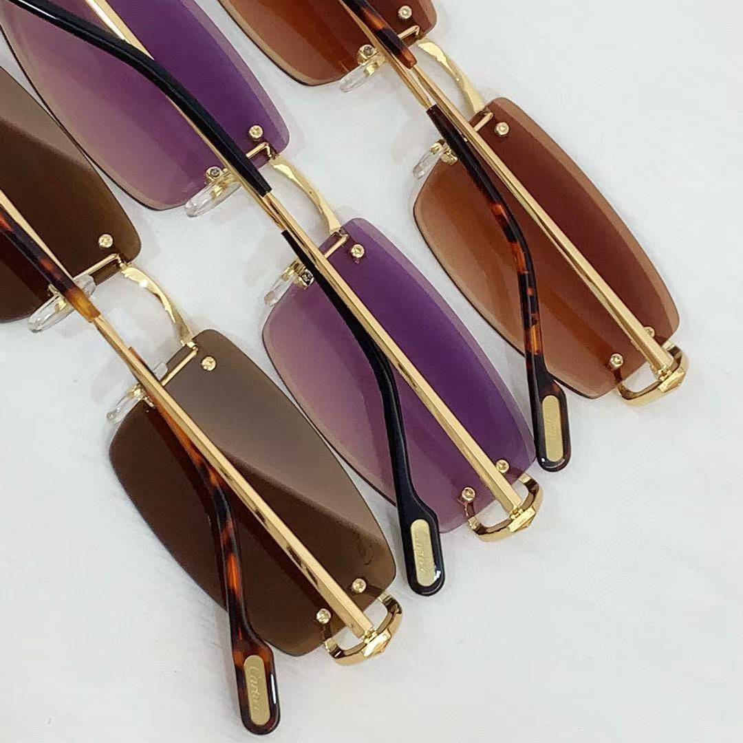 Ca*t*er glasses