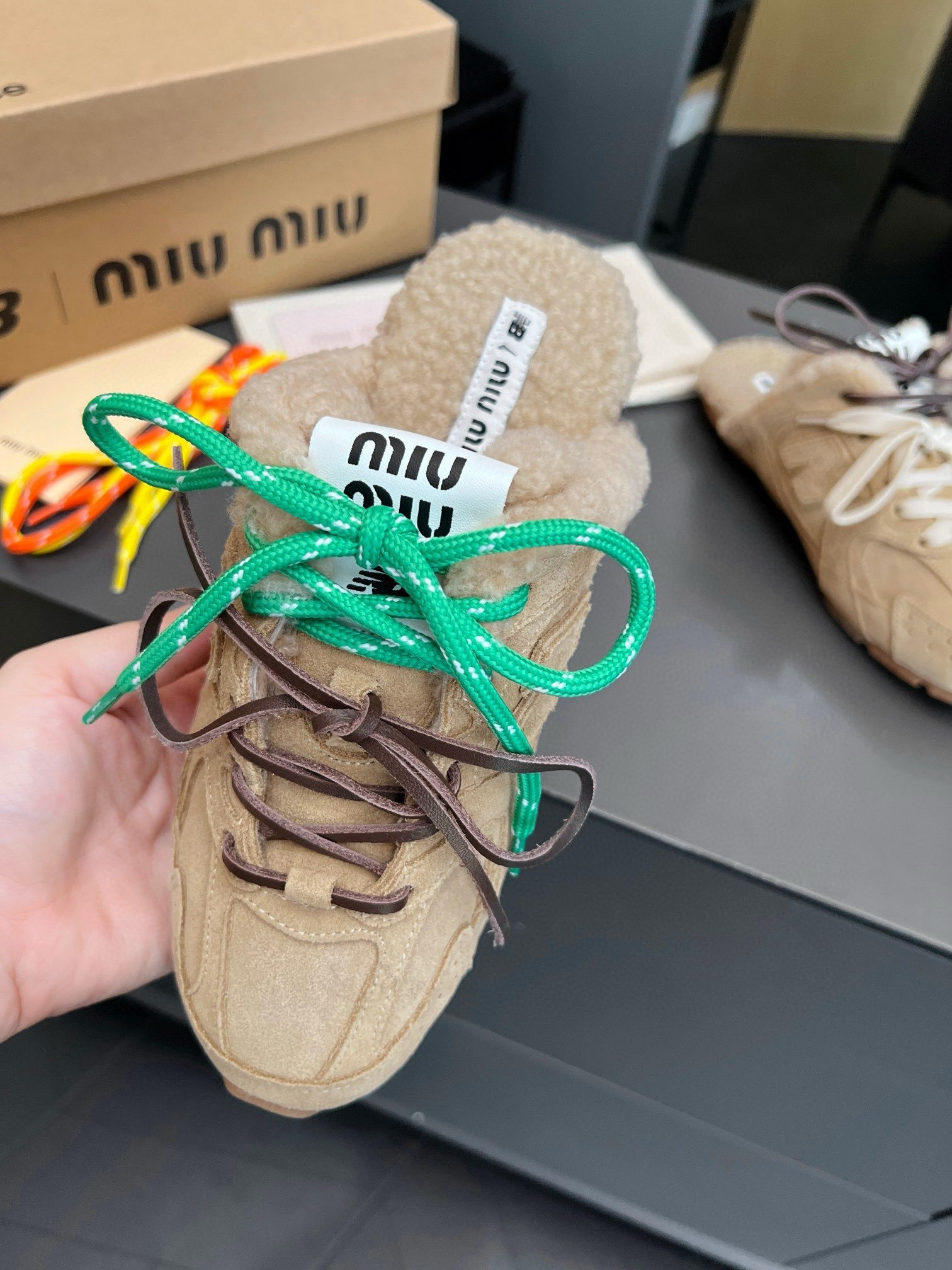 ua new Ba1an*e x m1v m1v 530 sl suede sneaker mules