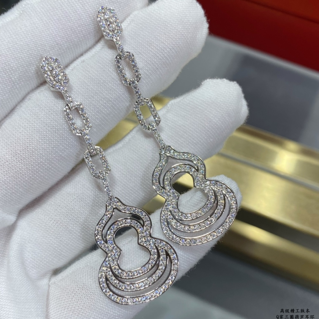 Qee1in triple hoop gourd earrings