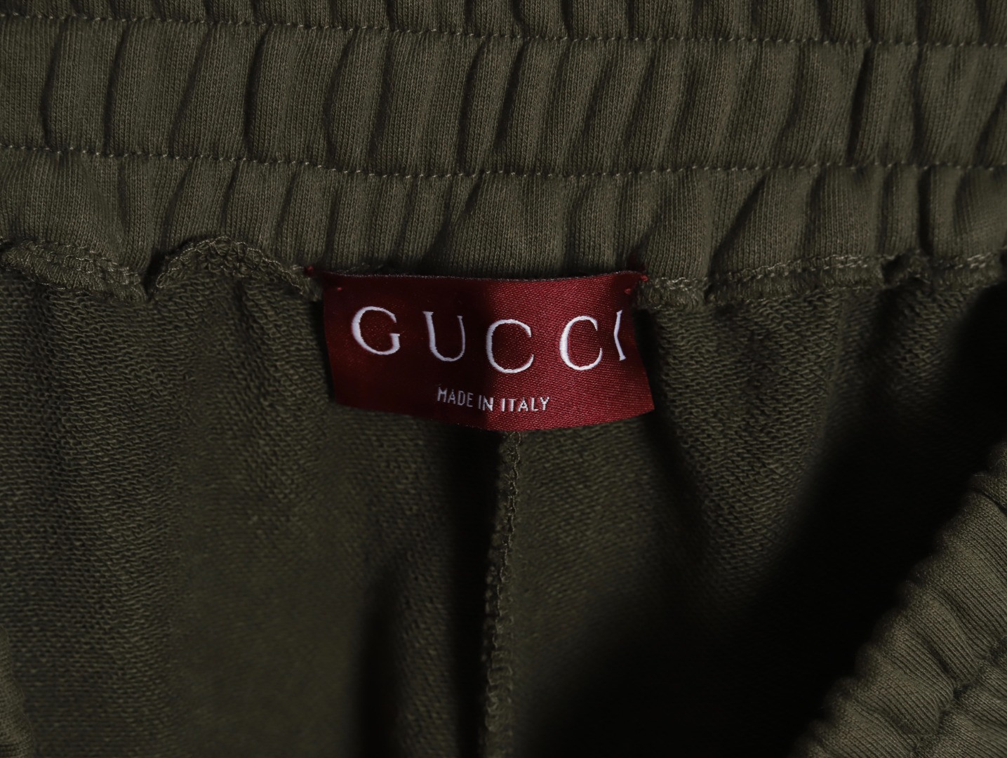 G*u*i guc shorts