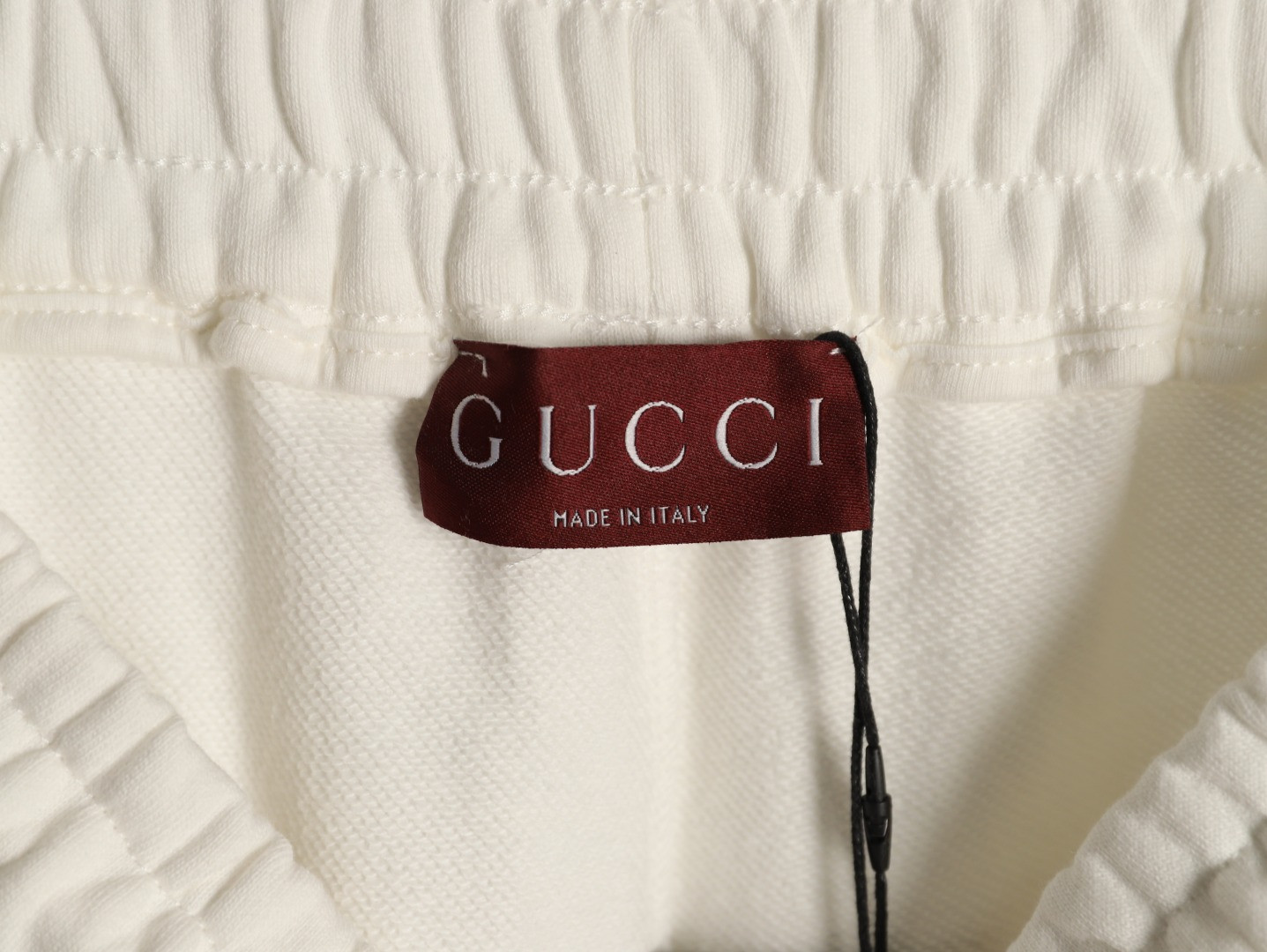 G*u*i shorts
