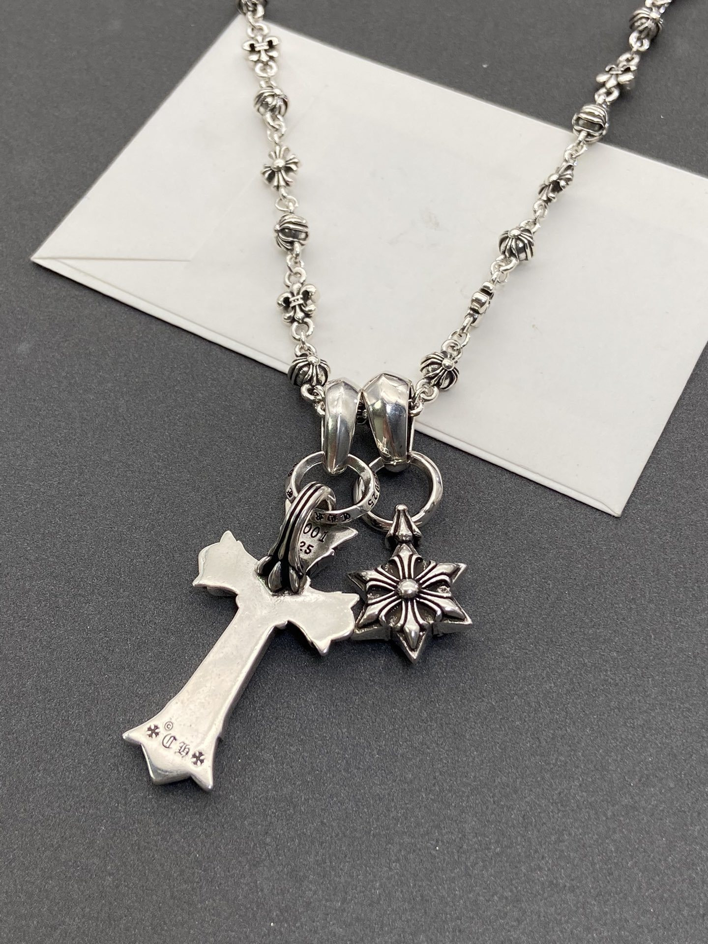 ch**me he**ts cross and star of Dau1d necklace