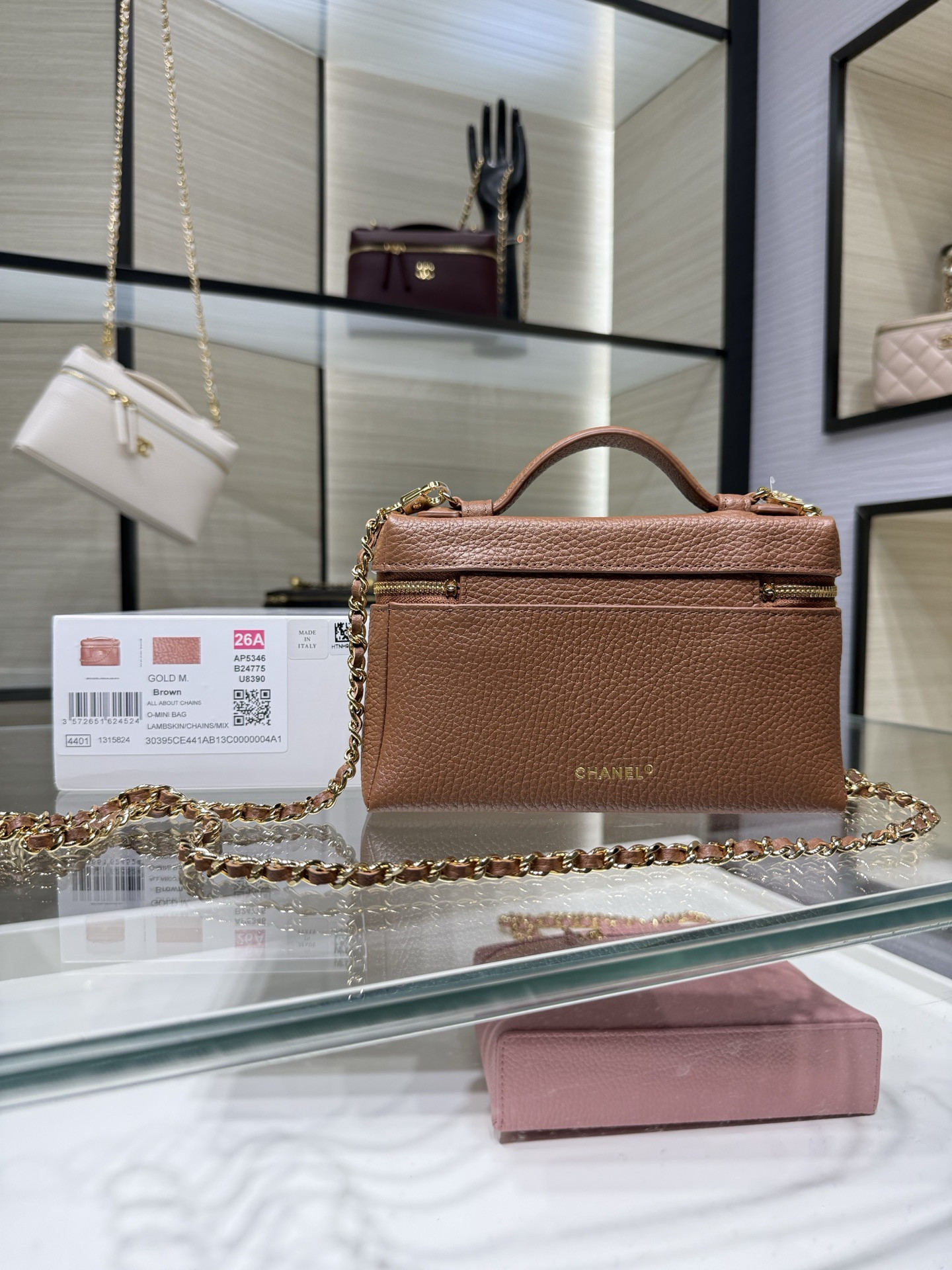 Ch*el classic vanity with chain handbag ap5346 14x19x5cm